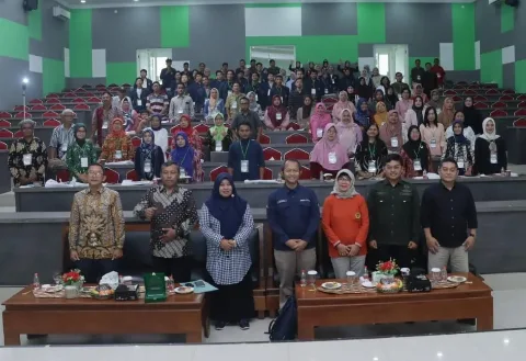 BPDP dan Majalah Sawit Indonesia Edukasi Pemanfaatan Produk Turunan Sawit kepada 100 Pelaku UKM Madiun