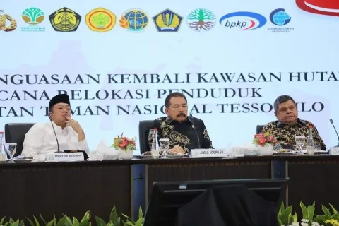 Jaksa Agung Pimpin Rapat Bahas Relokasi Masyarakat di Kawasan Taman Nasional Tesso Nilo