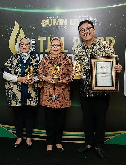 Program TJSL Pupuk Indonesia Raih Penghargaan Dalam Ajang "TJSL &amp; CSR Award 2025"