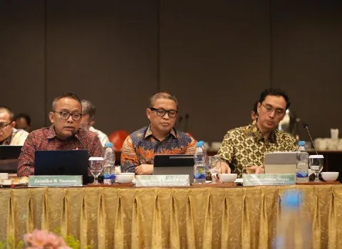 Kelapa Sawit Memiliki Posisi Sangat Strategis Dalam Perekonomian Nasional