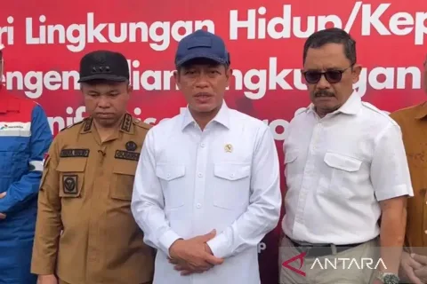Menteri Lingkungan Hidup Perketat Pengawasan Perusahaan Pemegang Konsesi di Riau
