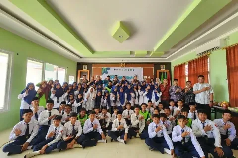 “PalmCo Goes to School” Dilaksanakan di Dua Sekolah di Kabupaten Paser