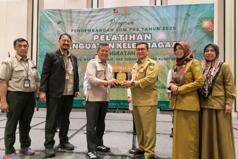 BPDP-BBPMKP Latih Petani Kuansing Jadi Pekebun Andal