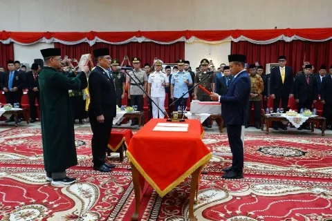 Dr. Syahrial Abdi Peraih Sawit Indonesia Award Dilantik Menjadi Sekda Riau