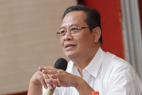 Momentum Kebangkitan AgroIndustri Kelapa Sebagai Kekuatan Ekonomi Kerakyatan Melalui Koperasi