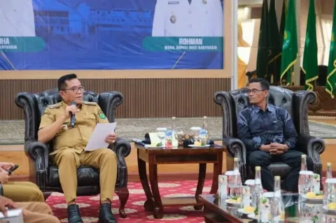 Bupati Banyuasin Bantu 7 Kelompok Petani Sawit Terkait Penyelesaian Kawasan Hutan
