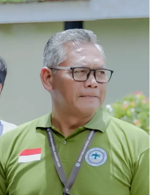 Harga TBS Sawit di Sulawesi Tengah Anjlok, Petani Keluhkan Antrean Panjang di Pabrik