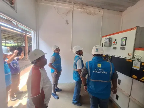 Komitmen PLN Dalam Menjaga Keandalan Pasokan Listrik Bagi  Industri Kelapa Sawit di Kalimantan Barat