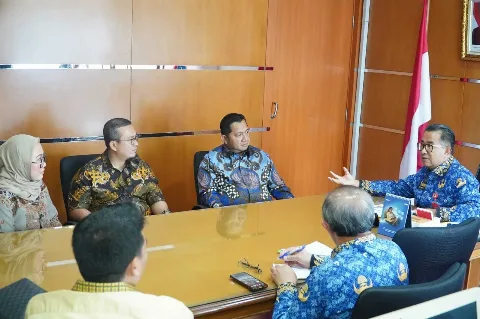 Bersama AKPSI, Bupati Penajam Paser Utama Minta Dukungan DBH Sawit kepada Dirjen Otonomi Daerah