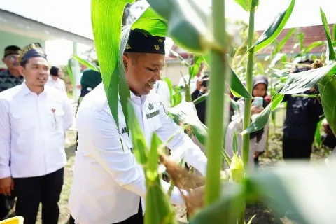 Gubernur Riau Buka Kegiatan Sekolah Eduwisata Pertanian Satukan Budaya Melayu