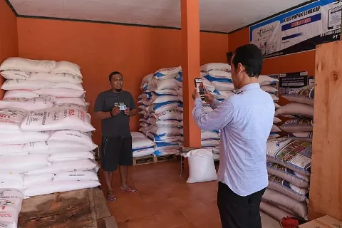 Penjualan Pupuk Subsidi Wajib Sesuai HET di Musim Tanam