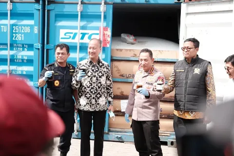 Operasi Gabungan Kemenkeu-Polri Ungkap Pelanggaran Ekspor Produk CPO Senilai Rp28,7 miliar