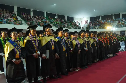 374 Sarjana dan Pascasarjana Tamat dari INSTIPER Periode Ini, 20% Lulusan Telah Diterima Bekerja