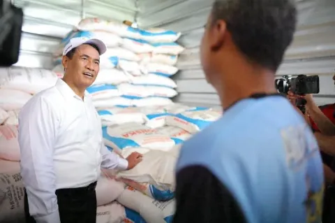 Penurunan Harga Pupuk Subsidi Dorong Produktivitas Nasional