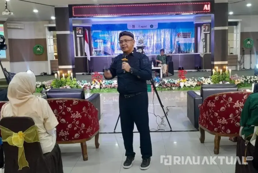 Dr. Gulat ME Manurung : Pentingnya Peran Generasi Muda Kampanyekan Sawit Baik