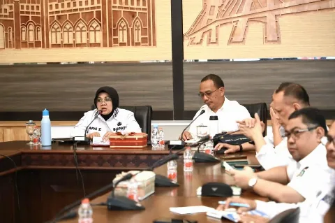  Bupati Siak Dorong Percepatan Pertumbuhan Ekonomi Daerah Berfokus Pada Peremajaan Sawit Rakyat