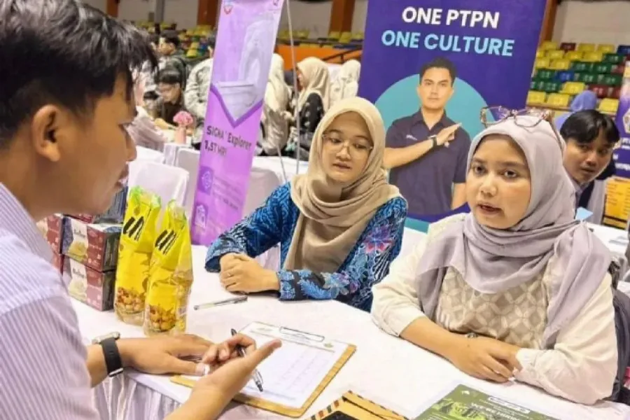 PTPN IV PalmCo Hadir di Riau Job Fair 2025 Disambut Antusias Para Pencari Kerja