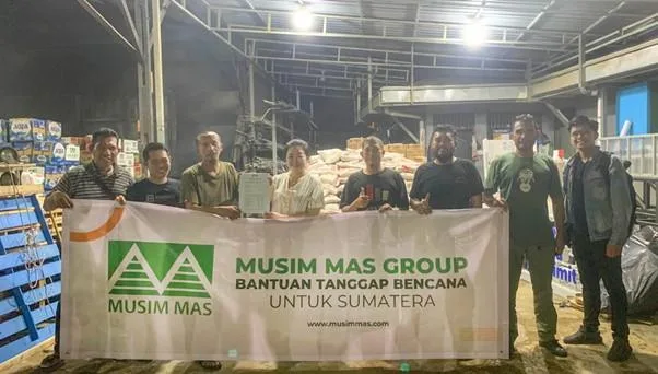 Earthqualizer Foundation dan Musim Mas Distribusikan Bantuan kepada Warga Terdampak Bencana Sumatera