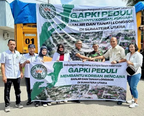 GAPKI Sumut Serahkan Bantuan kepada Masyarakat Terdampak Bencana di Sumatera
