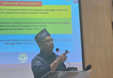 Petani Ajak Greenpeace Bantu Mitigasi Dampak Bencana, Bukan Sudutkan Sawit