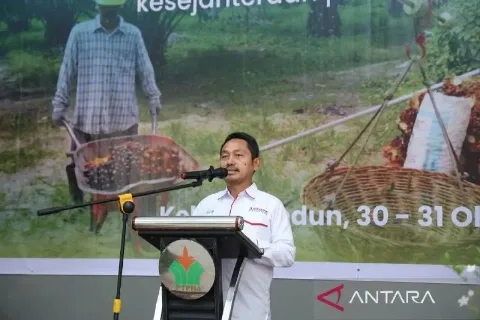 Pola Single Management oleh PTPN IV PalmCo Membawa Manfaat Besar Bagi Petani Mitra