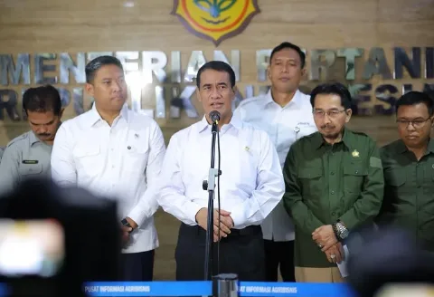 Mentan Pastikan Ketersediaan Pupuk Nasional Dalam Kondisi Aman Hingga 2026