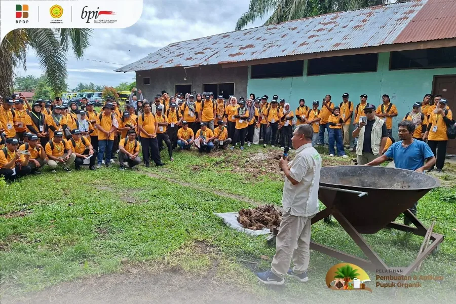 BPDP – Ditjenbun – BPI, Melatih 201 Pekebun Sawit dari Kab. Kuansing dan Kab. Bengkalis untuk Membuat Pupuk Organik, Pupuk Hayati, dan Pembenah Tanah secara mandiri