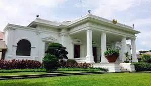 Rapat Terbatas mengenai Evaluasi Pemberlakuan Pembatasan Kegiatan Masyarakat (melalui Konferensi Video), 6 September 2021, dari Istana Merdeka, Provinsi DKI Jakarta