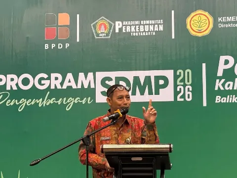 Hadapi El Niño, Disbunnak Paser Dorong Pekebun Sawit Gunakan Pupuk Organik