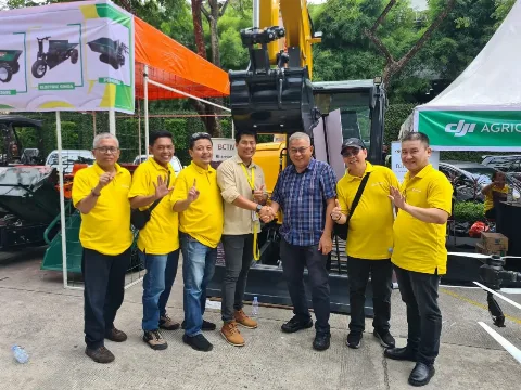 PT Aneka Sumatrindo dan PT Bumi Citra Traktor Nusantara Tandatangani MoU Pembelian Excavator LiuGong 906F Senilai 10 Miliar di SIEXPO 2024