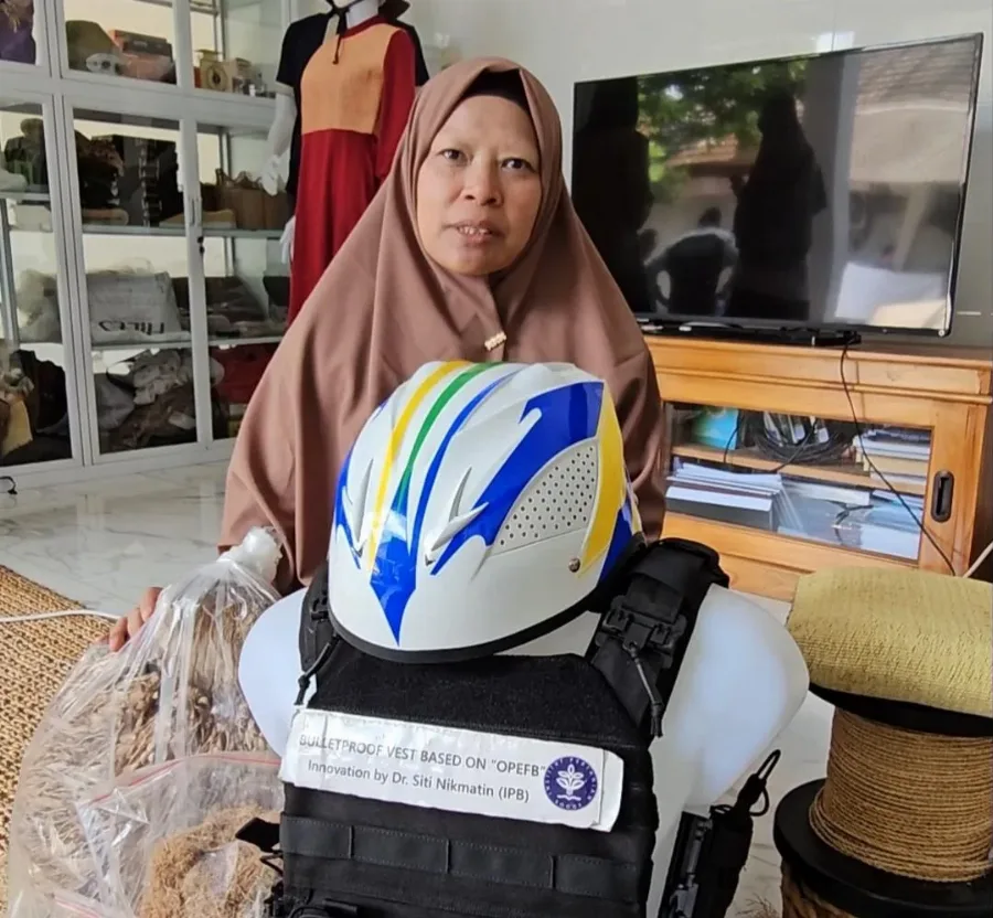 Walaupun Dicerca, Sawit Bermanfaat Bagi Pertahanan Indonesia, Sumber Bahan Baku Rompi Antipeluru dan Telah Lolos Uji Balistik TNI AD