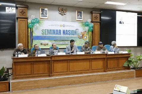 UPN “Veteran” Yogyakarta & GAPKI Gelar Seminar Nasional bertajuk “Menakar Industri Sawit dari Aspek Ekonomi, Sosial dan Lingkungan”