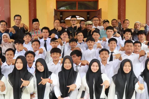 Walikota Subulussalam Lepas 42 Mahasiswa Peraih Beasiswa Sawit BPDP