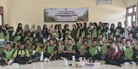 Kembangkan Wawasan Sawit Berkelanjutan, PT STN Ajak Siswa SMKN 3 Penajam Paser Utara Peduli Konservasi Lingkungan