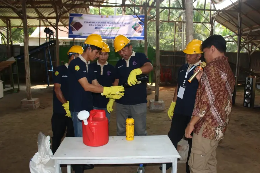 Tekan Biaya Pemupukan, BPDP-Ditjenbun-PT CWE Latih Pekebun Sawit Bengkulu
