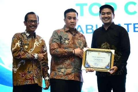 Astra Agro Raih Dua Penghargaan di Investor Gathering Lamandau 2026, Bukti Komitmen Dukung Pembangunan Daerah