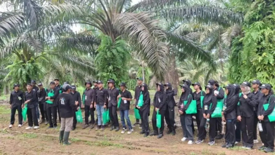 Universitas Lambung Mangkurat Persiapkan Kompetensi Mahasiswa Beasiswa Sawit Berbasis Teknologi dan Data