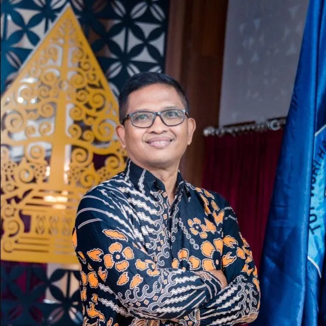 Menata Ulang Industri Sawit Rakyat: Hilirisasi dan Industrialisasi di Pedesaan