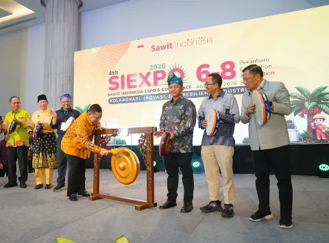Plt Gubernur Riau Buka SIEXPO 2026, Dorong Investasi hingga Hilirisasi Industri Sawit