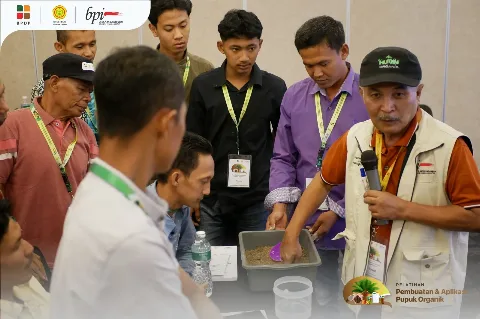 BPDP Dukung 59 Pekebun Pasaman Barat dan Dharmasraya untuk Ikuti Pelatihan Pembuatan dan Aplikasi Pupuk Organik di Padang