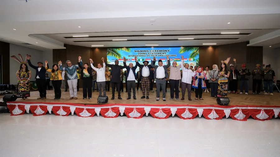 Setelah WCOPS Terbentuk, Dr. Gulat Manurung Presiden Petani Sawit Dunia Langsung Tancap Gas