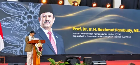 Menteri PPN Motivasi 1.135 Mahasiswa Baru INSTIPER Yogyakarta: Indonesia Membutuhkan Generasi Muda Siap Berkarya