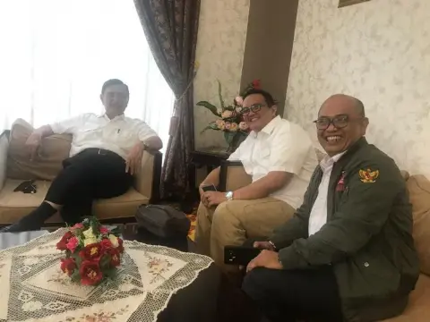 Bertemu Menko Luhut, Petani Sawit Sampaikan Solusi Persoalan Sawit