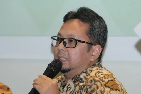 KPK Soroti Regulasi Yang Bebani Industri