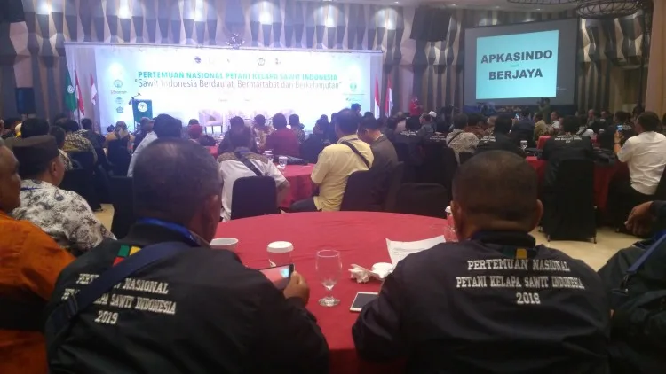 2 Menko dan 3 Dirjen Hadir  dalam Pertemuan Nasional Petani  Sawit Indonesia