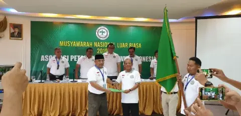 Gulat ME Manurung Terpilih Aklamasi Sebagai Ketua Umum DPP Apkasindo