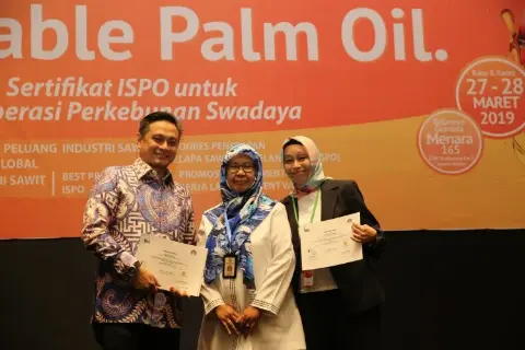 Asian Agri Bersertifikat ISPO 100%