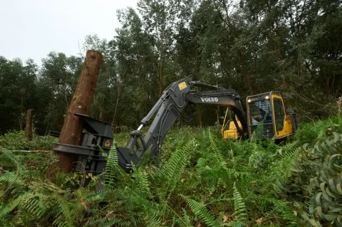 Industri Alat Berat Cocok Gunakan B20