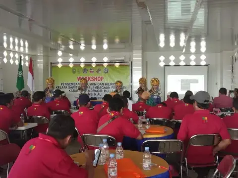 Memperkuat Kemandirian Koperasi Petani Sawit