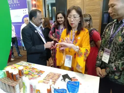 Menteri Malaysia Kagumi Produk Minyak Sawit Merah Buatan Indonesia